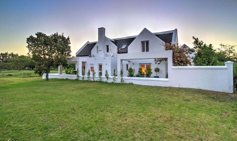 4 Bedroom Property for Sale in Stellenbosch Central Western Cape
